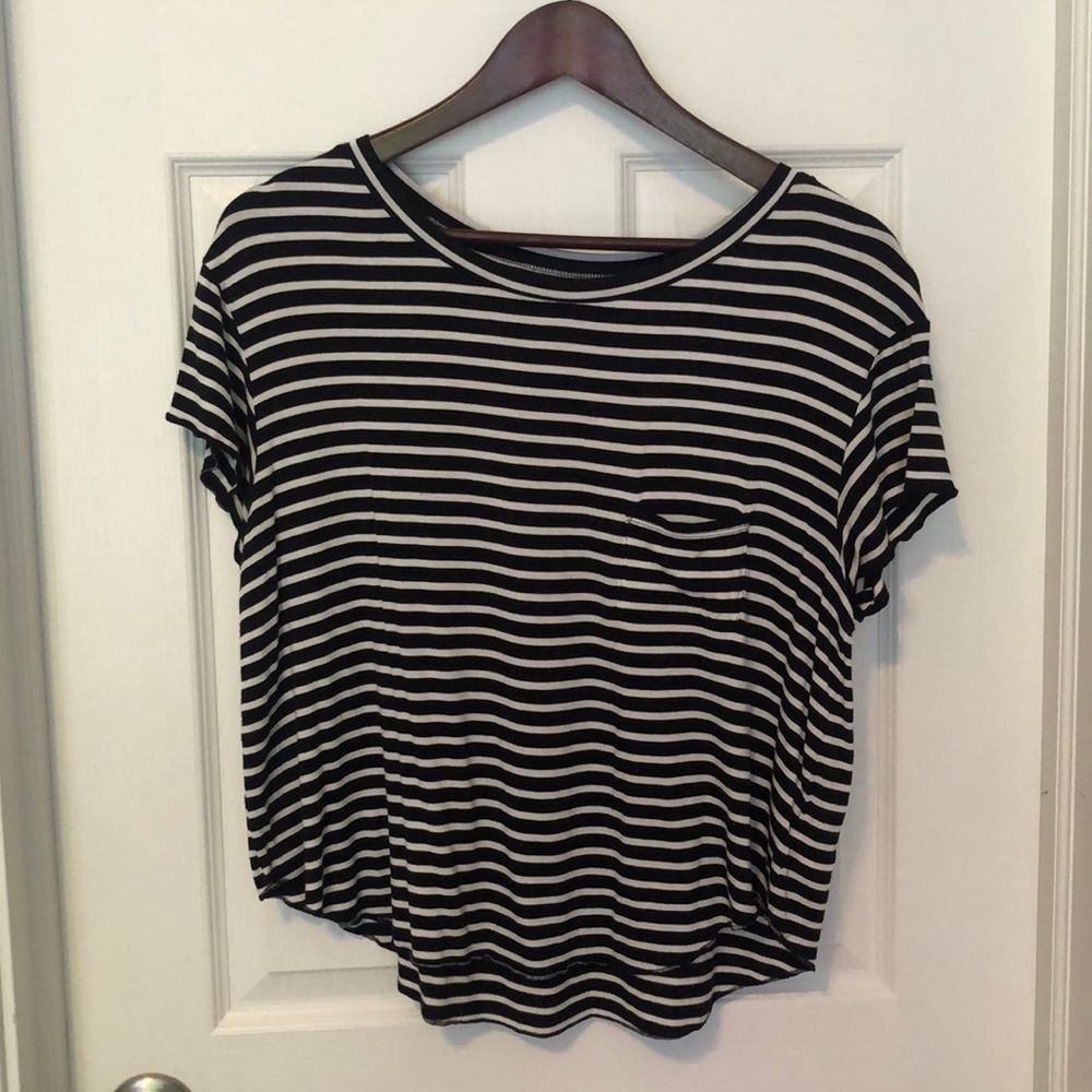 American Eagle shirt